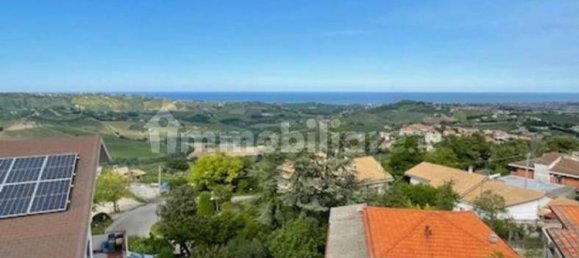 2 Schlafzimmer Wohnung in Città Sant'Angelo, Italy, Nr. 339737 12