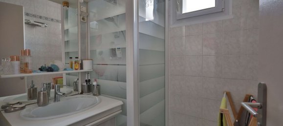 2 bedrooms Apartment in Venissieux, France No. 341929 16