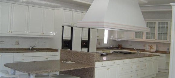 7 Schlafzimmer Villa in Estepona, Spain, Nr. 69130 23