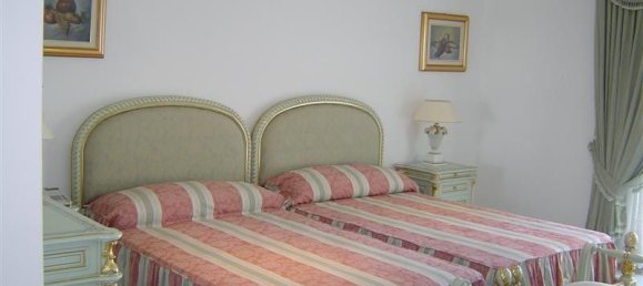 7 Schlafzimmer Villa in Estepona, Spain, Nr. 69130 16