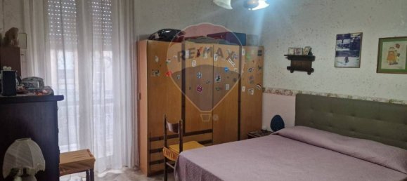 3 bedrooms Apartment in Palermo, Italy No. 52290 11