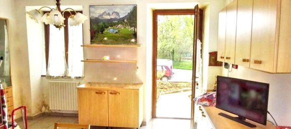 2 rooms Apartment in Monte Roberto, Italy No. 284978 4