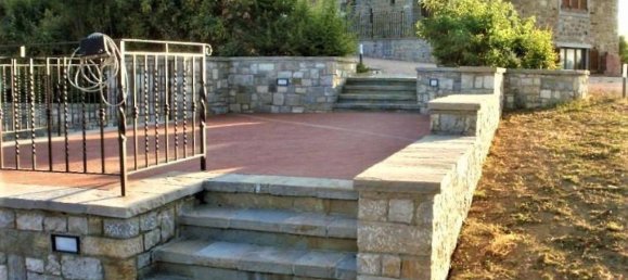 Studio in Gubbio, Italy No. 1496 7