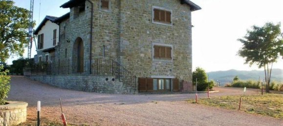 Studio in Gubbio, Italy No. 1496 5