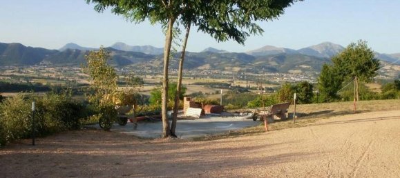 Studio in Gubbio, Italy No. 1496 12