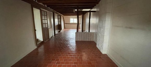 1 bedroom Apartment in Bourges, France No. 79093 2