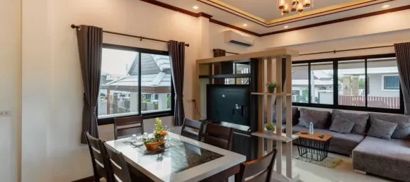 3 Schlafzimmer Villa in Hua Hin, Thailand, Nr. 63723 4