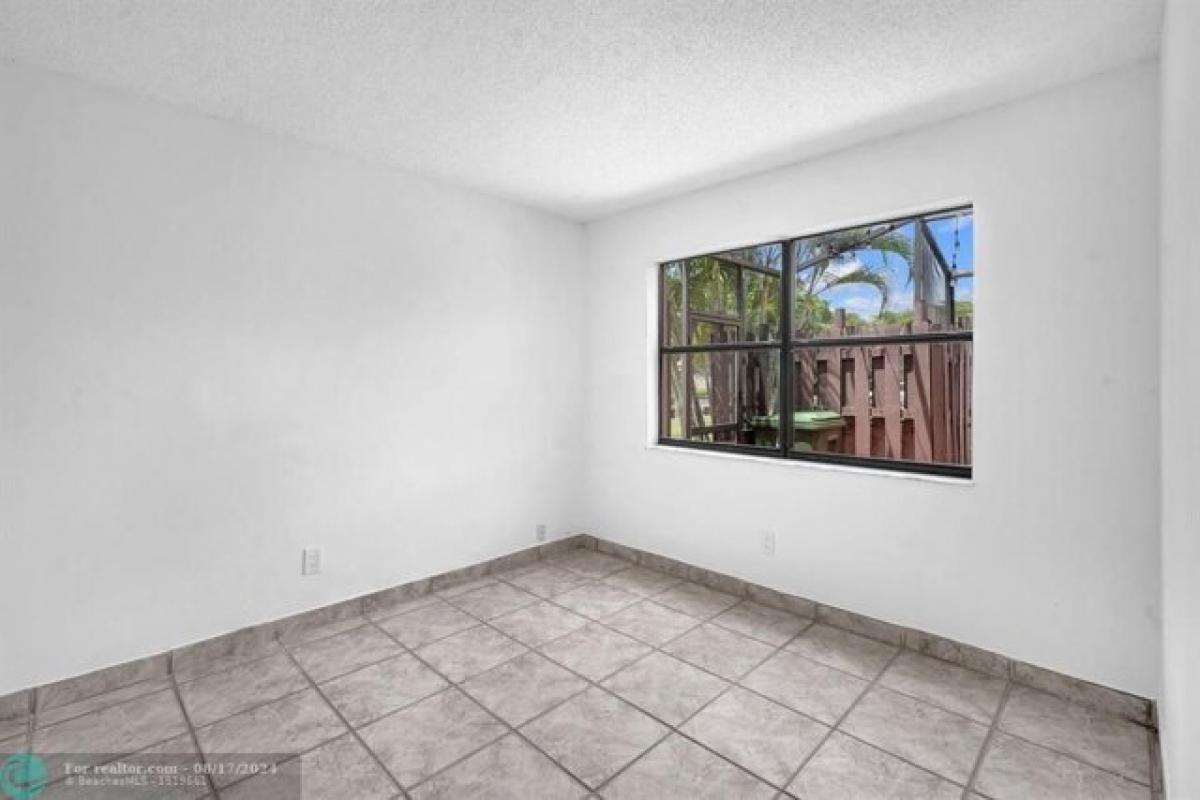 2 bedrooms House in Pembroke Pines, USA No. 384193