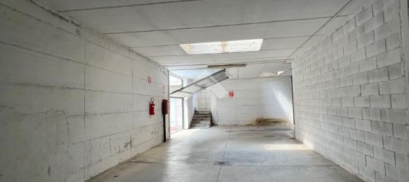 15m² Warehouse in Carobbio degli Angeli, Italy No. 141649 16