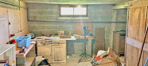 5 bedrooms House in Pruniers, France No. 215937 14