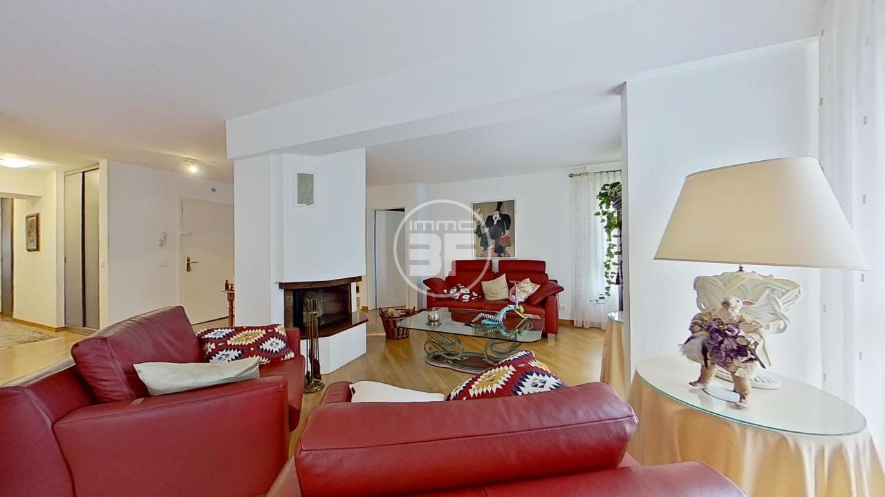 4 غرف نوم شقة في Saint-Louis, France رقم 214400