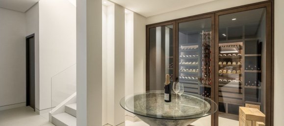 6 bedrooms Villa in Marbella, Spain No. 106239 21