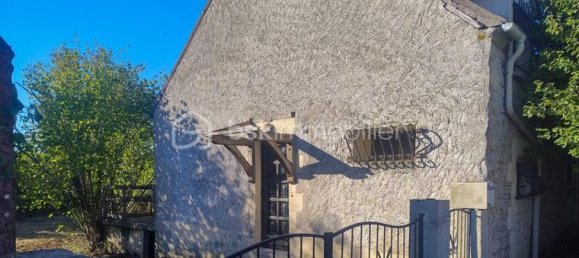 3 bedrooms House in Saint-Parize-le-Chatel, France No. 355286 4