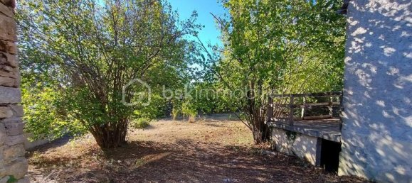 3 bedrooms House in Saint-Parize-le-Chatel, France No. 355286 3