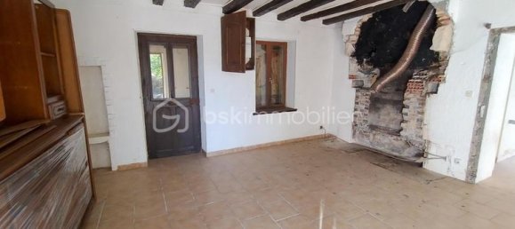 3 bedrooms House in Saint-Parize-le-Chatel, France No. 355286 11