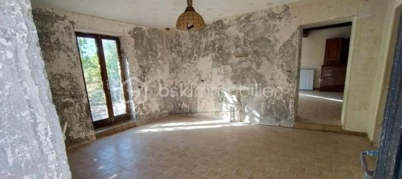 3 bedrooms House in Saint-Parize-le-Chatel, France No. 355286 6