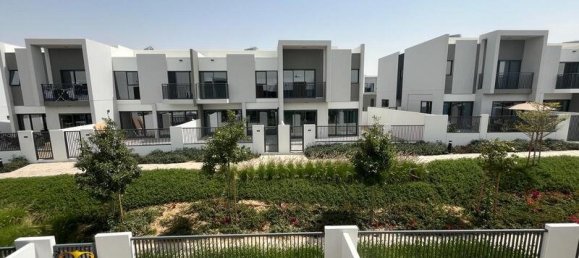 Таунхаус с 3 спальнями в Dubai Land, ОАЭ № 28368 15