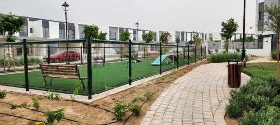 Таунхаус с 3 спальнями в Dubai Land, ОАЭ № 28368 7