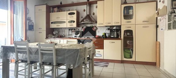 3 غرف نوم شقة في Molinella, Italy رقم 329391 11