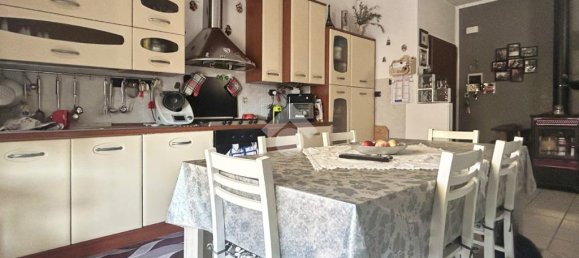 3 غرف نوم شقة في Molinella, Italy رقم 329391 8