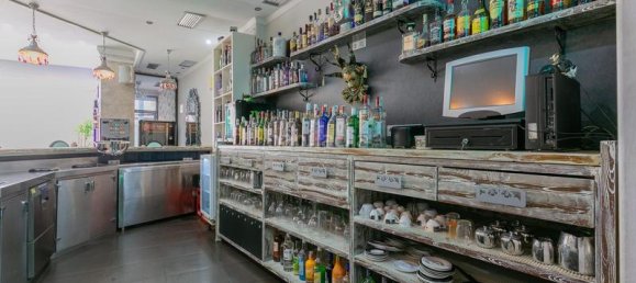 107m² Commercial property in Maracena, Spain No. 180707 8