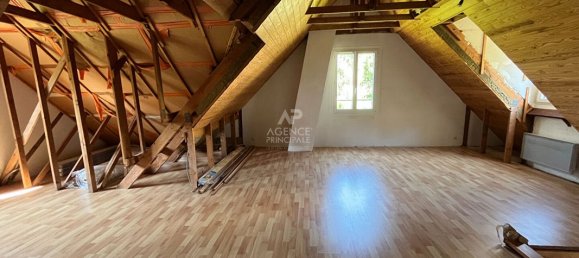 Casa de 4 dormitorios en Osny, France No. 145596 10