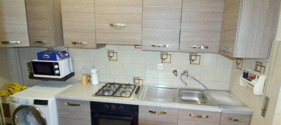 3 rooms Apartment in Lodi, Italy No. 242205 4