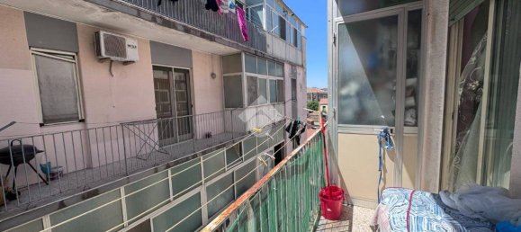 3 bedrooms Apartment in Catania, Italy No. 275650 10