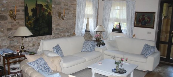 4 bedrooms House in Marche, Italy No. 332797 8