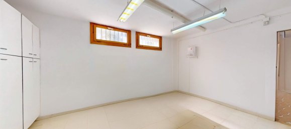 6 غرف نوم منزل في Zaragoza, Spain رقم 66213 45