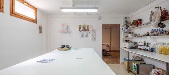 6 غرف نوم منزل في Zaragoza, Spain رقم 66213 47