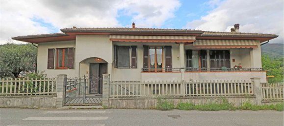 10 rooms Villa in Pontremoli, Italy No. 142847 40