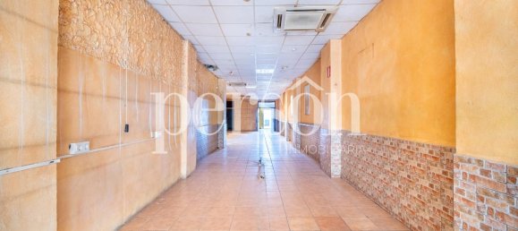 4 Schlafzimmer Gewerbliche Immobilie in Valencia, Spain, Nr. 158265 9