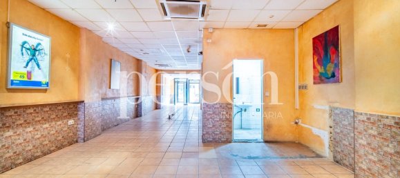 4 Schlafzimmer Gewerbliche Immobilie in Valencia, Spain, Nr. 158265 7