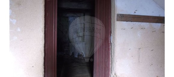 3 bedrooms House in Figueiro dos Vinhos, Portugal No. 179312 2