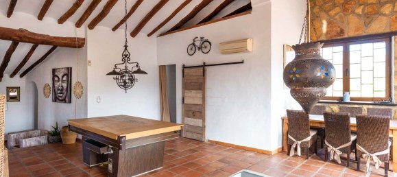 6 bedrooms House in Jalon, Spain No. 43756 16