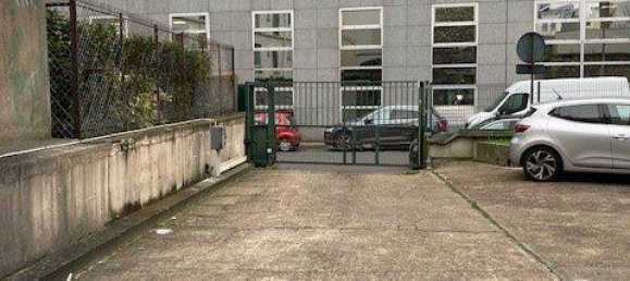 Parkplatz in Montrouge, France 100m², Nr. 184709 7