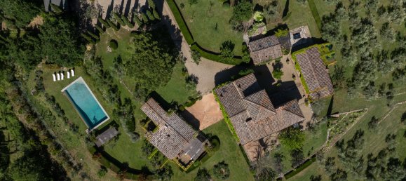 7 bedrooms Castles in Greve in Chianti, Italy No. 60250 6