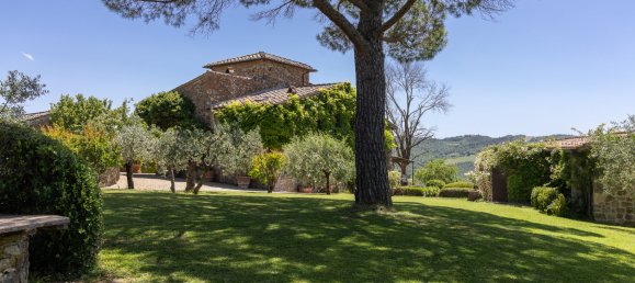 7 bedrooms Castles in Greve in Chianti, Italy No. 60250 22