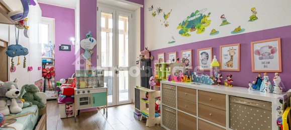 2 Schlafzimmer Wohnung in Turin, Italy, Nr. 110479 23