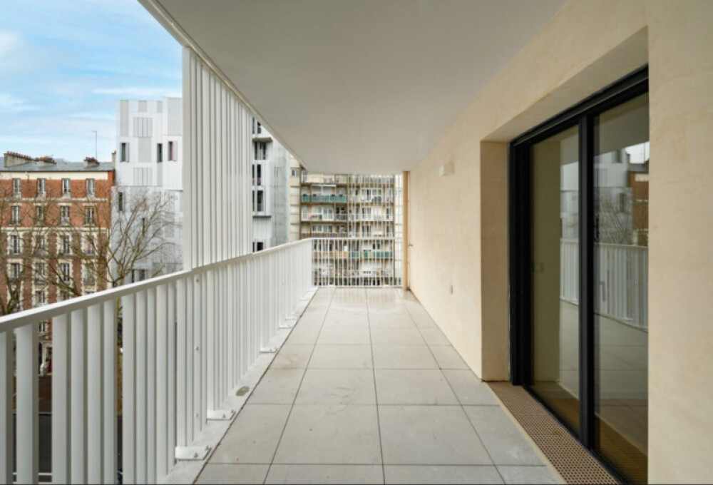 Квартира с 3 спальнями в Клиши, Франция № 336407