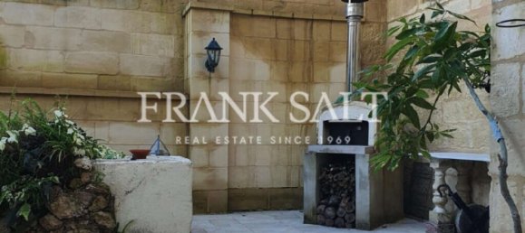 Вилла с 3 спальнями в Та-Шбиш, Мальта № 145 3