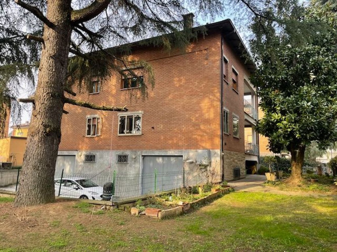 Ático de 5 habitaciónes en Castelnuovo Rangone, Italy No. 84893