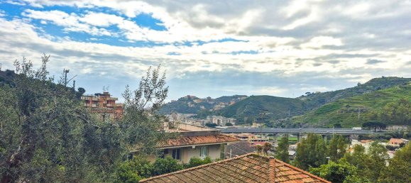 3 bedrooms Apartment in Messina, Italy No. 332193 8
