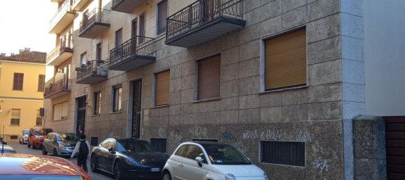 250m² Commercial property in Novara, Italy No. 257085 4