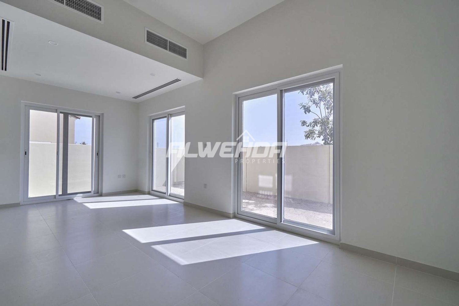 4 bedrooms Townhouse in Wadi Al Safa 3, UAE No. 4798