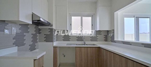 4 bedrooms Townhouse in Wadi Al Safa 3, UAE No. 4798 2