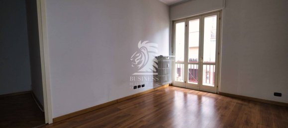 Apartamento de 2 dormitorios en Asti, Italy No. 67541 24