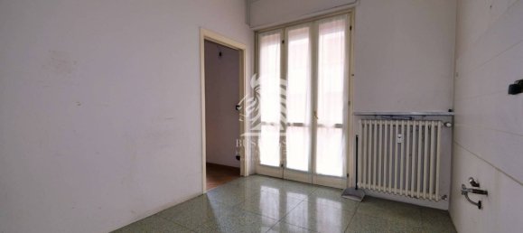 Apartamento de 2 dormitorios en Asti, Italy No. 67541 11
