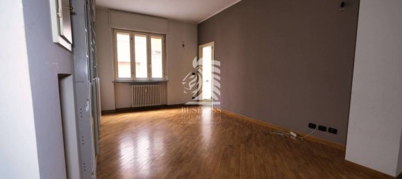 Apartamento de 2 dormitorios en Asti, Italy No. 67541 4